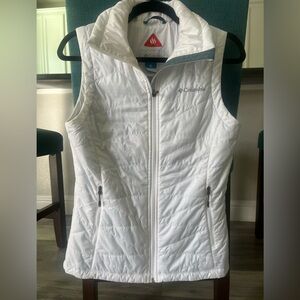Columbia Vest - the perfect layer!